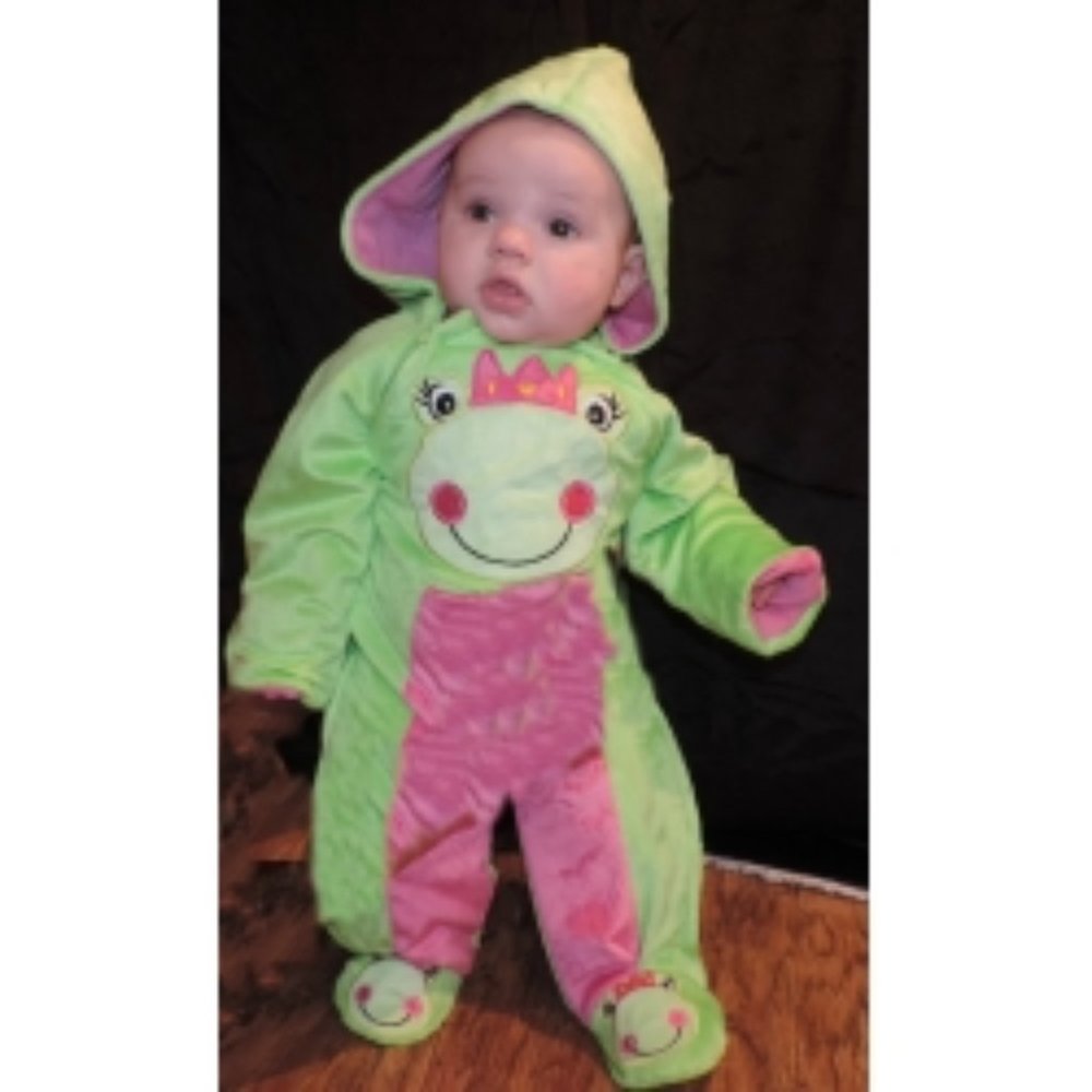 NWT Lullababy Princess Frog Warm Body Suit/Baby Romper